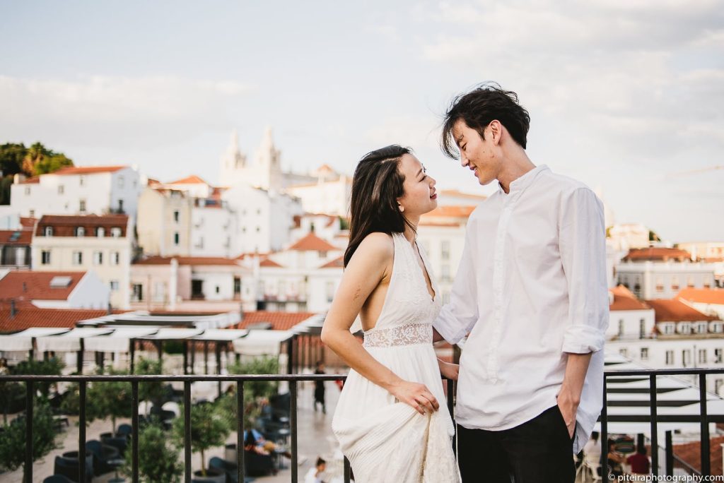 Romantic elopement in Portugal;